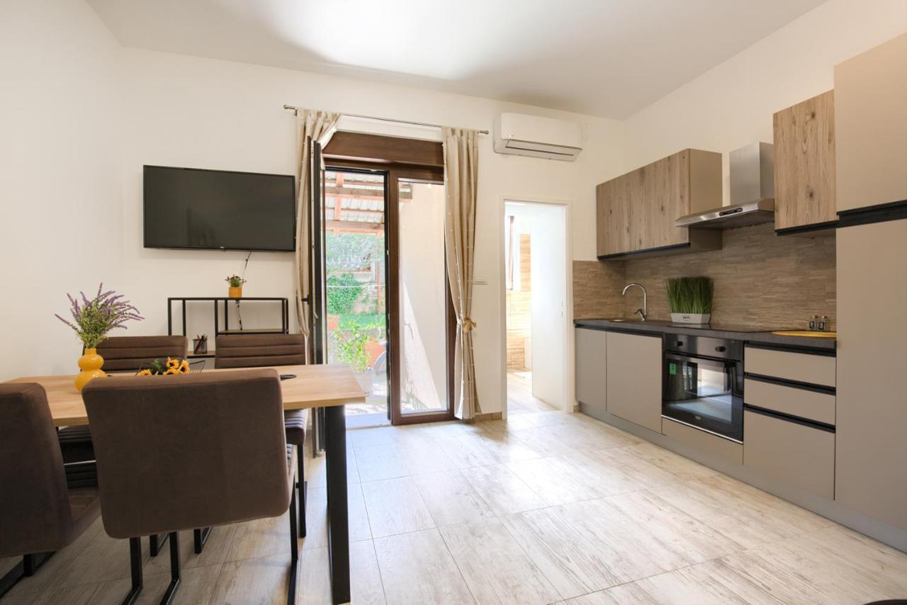 Amphitheater 3+2 Modern Apartment With Terrace, Wifi, Netflix PUY Eksteriør bilde