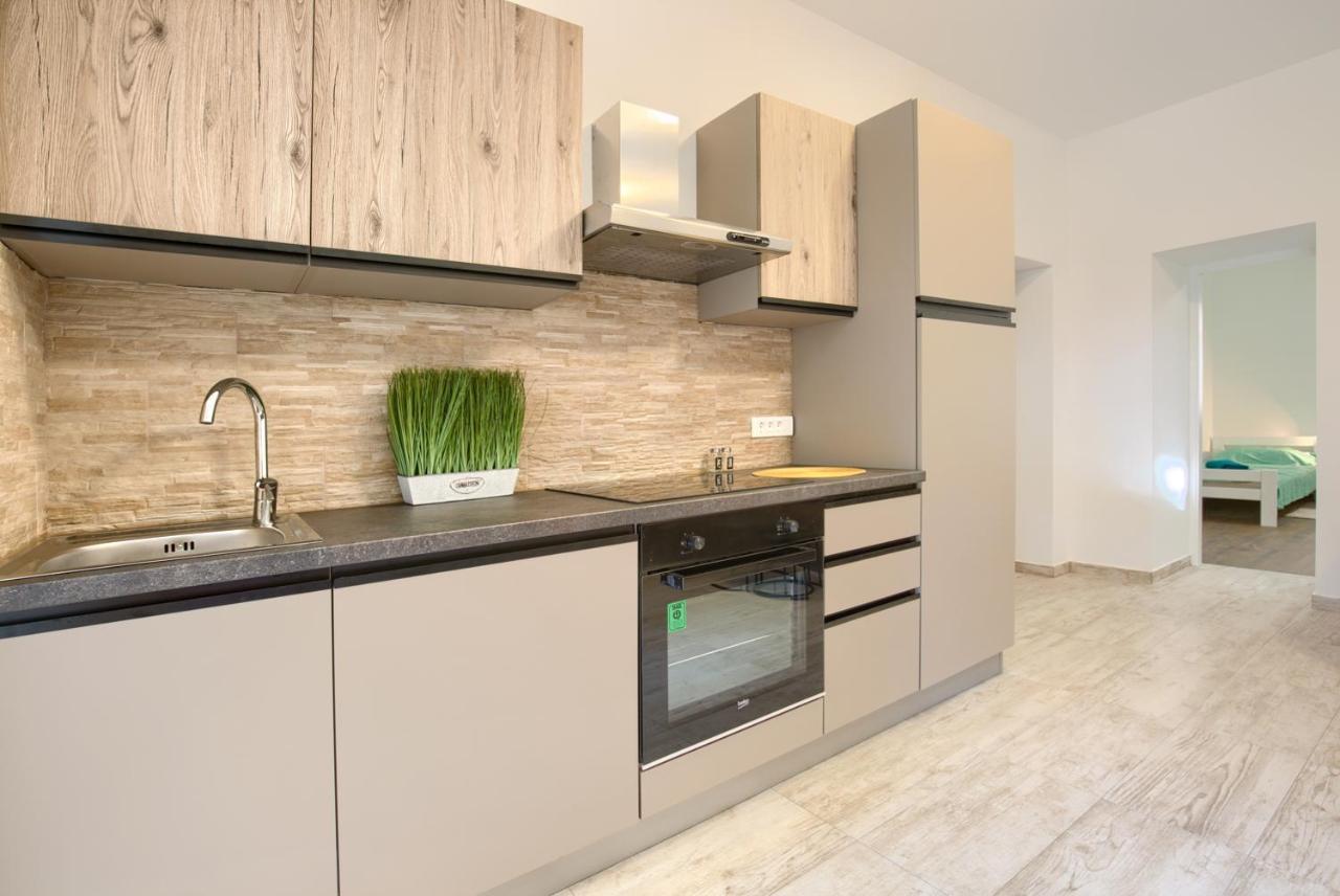 Amphitheater 3+2 Modern Apartment With Terrace, Wifi, Netflix PUY Eksteriør bilde